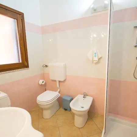 Apartamento Domus De Sole -sea View & 8 Minutes To San Teodoro Monte Petrosu