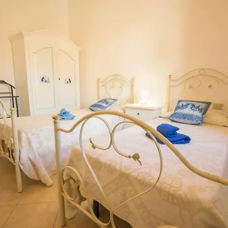Domus De Sole -sea View & 8 Minutes To San Teodoro Appartamento *
